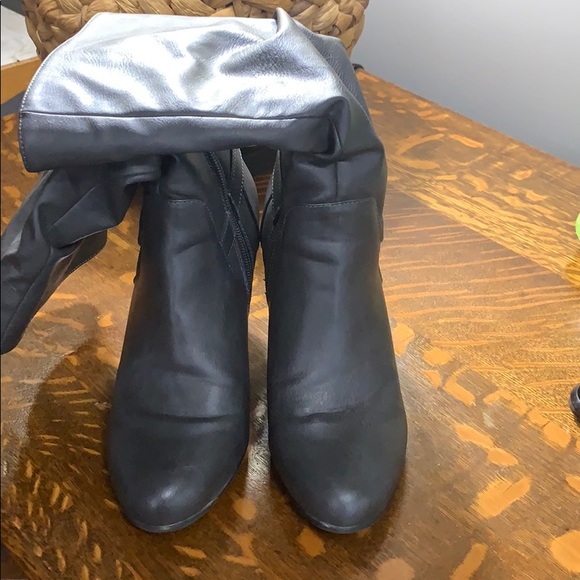 Nine West gray Dakota boots - Picture 9 of 16